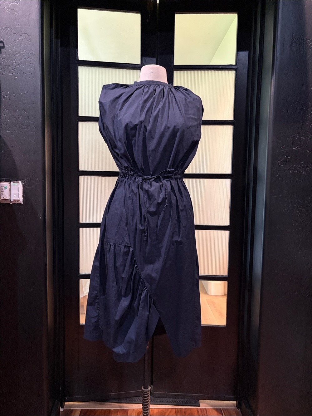 Whyred sz 34 Sleeveless Navy Midi Dress with Gathered Waist